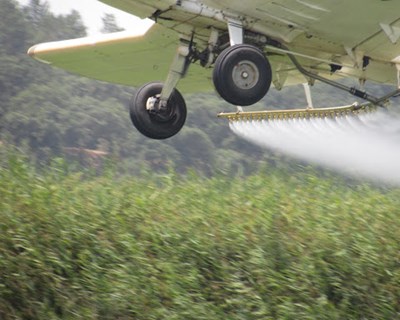 Aplicação de produtos fitofarmacêuticos - Requisitos aplicáveis aos operadores de aeronaves