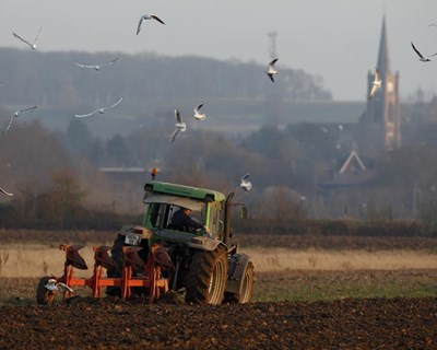 França: 14% dos agricultores tenciona abandonar atividade no próximo ano