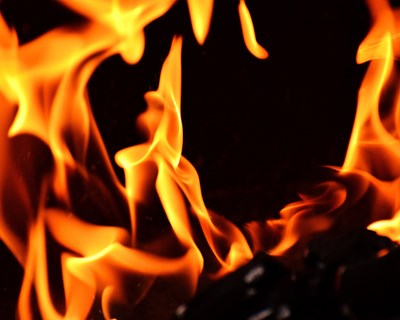 Mudanças após os trágicos incêndios de 2017 analisadas amanhã, na UC