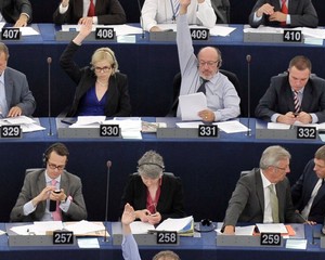 Parlamento Europeu recusa animais clonados como alimento