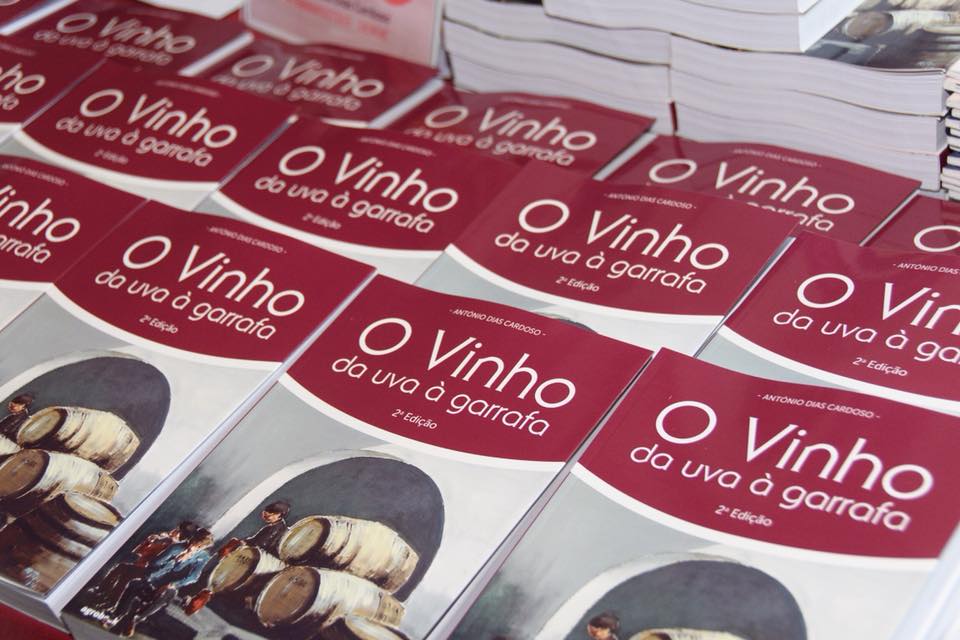 O vinho - da uva à garrafa