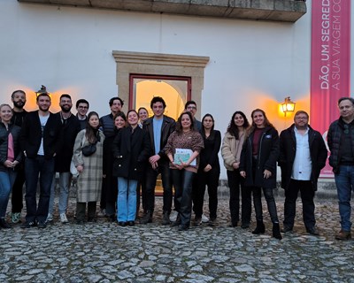 Alunos internacionais de mestrado em gestão do setor da vinha e do vinho em sessão de imersão no Dão