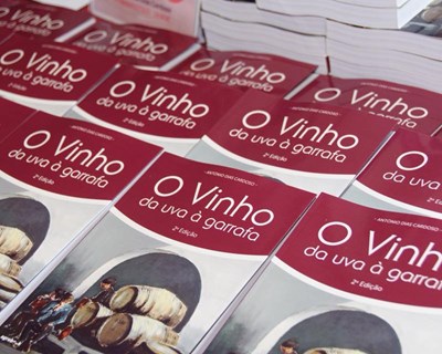 IVDP recebe apresentação do livro "O Vinho - da uva à garrafa"