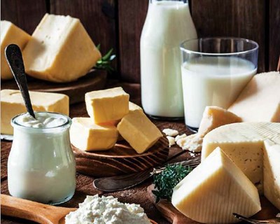 Produtores desafiam indústrias e distribuição a acompanhar subida do preço do leite