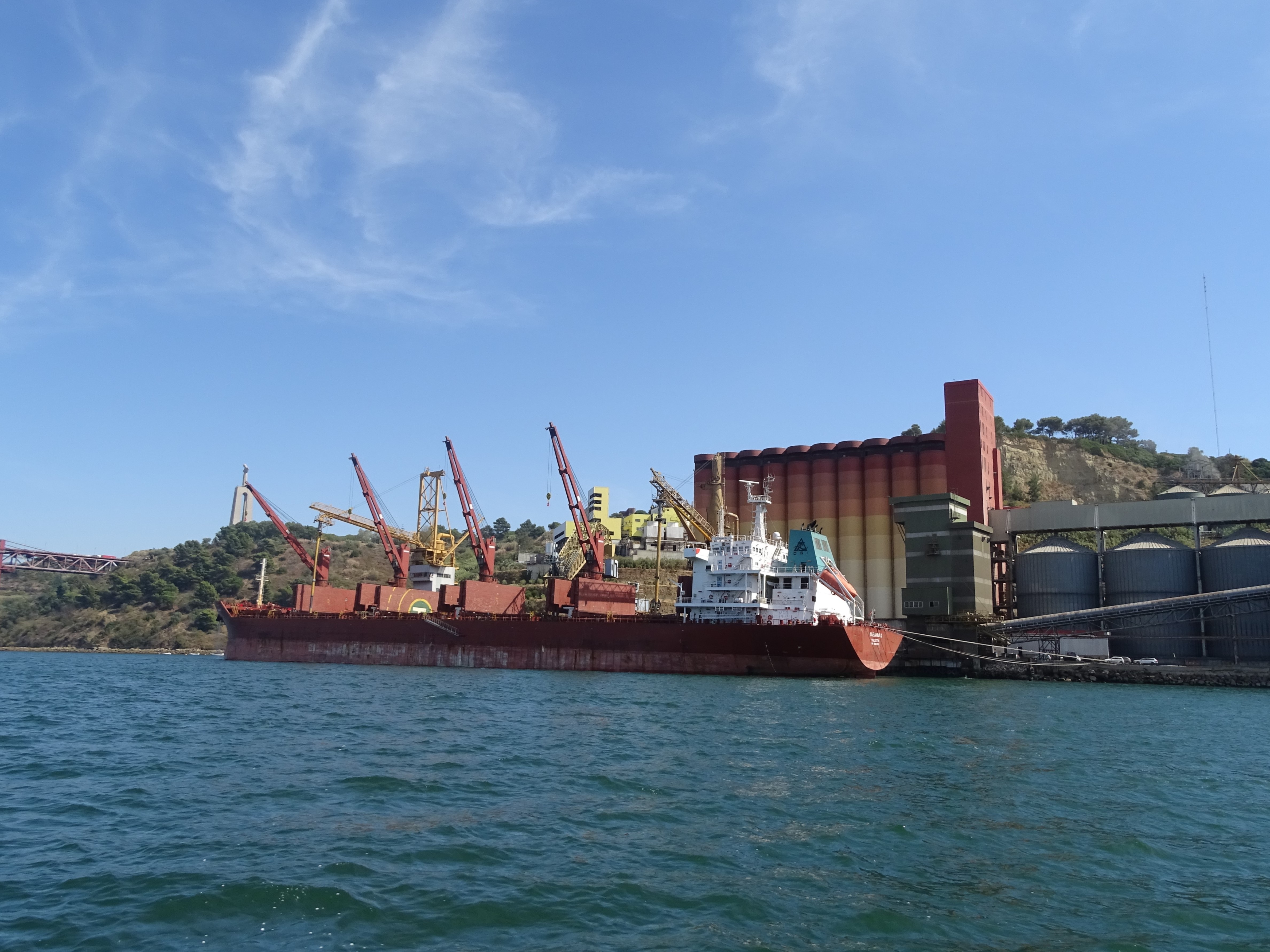 Porto de Lisboa Soja